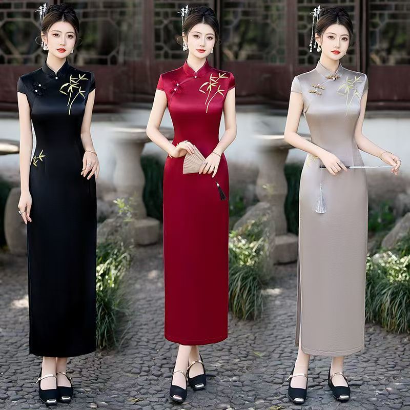 Chinese Traditional Dress